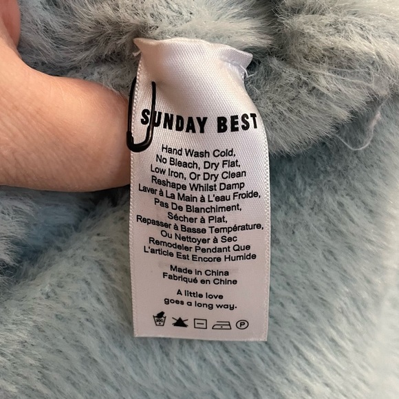 Sunday Best Kitten Sweater Cropped Crewneck with Balloon Sleeves - SO SOFT! - Picture 6 of 7